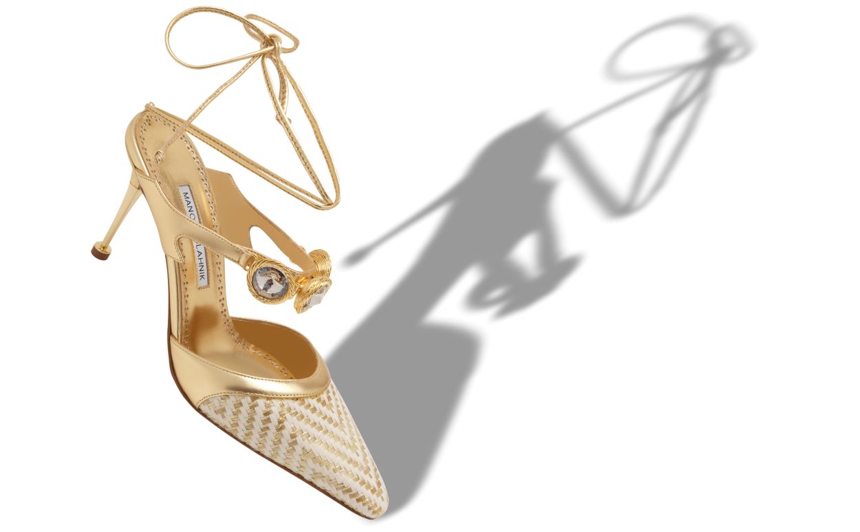 Sapatilhas de Couro Nappa Dourado com Detalhes em Cristal e Straps para o Tornozelo