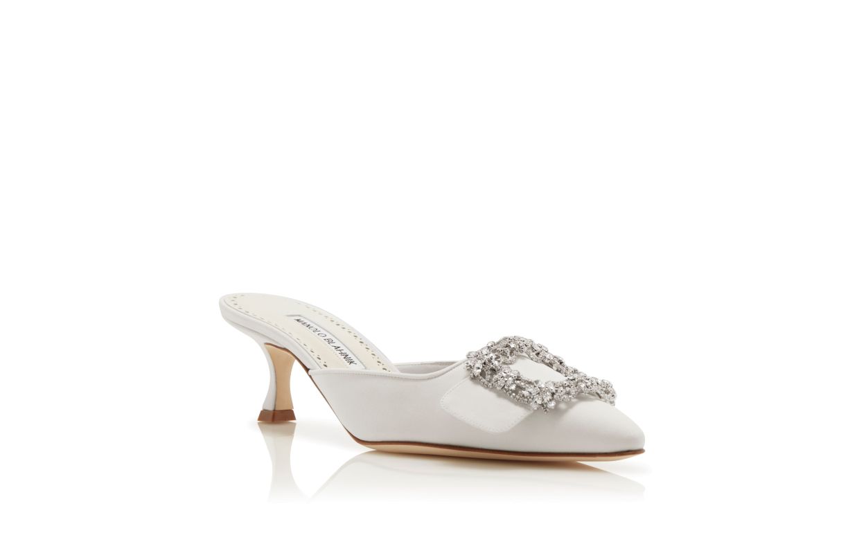 Mules de Satin Branco com Fivela de Cristal