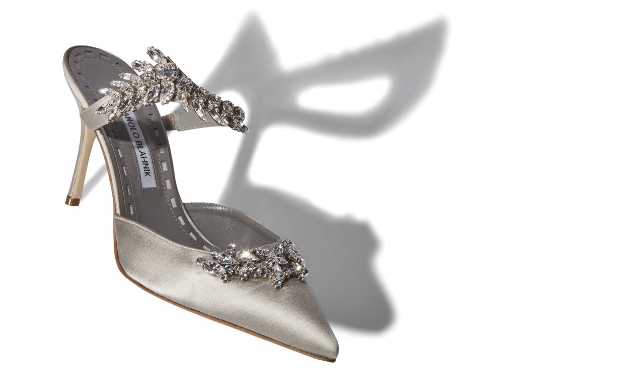 Mules de Seda Cinza com Detalhes em Cristal