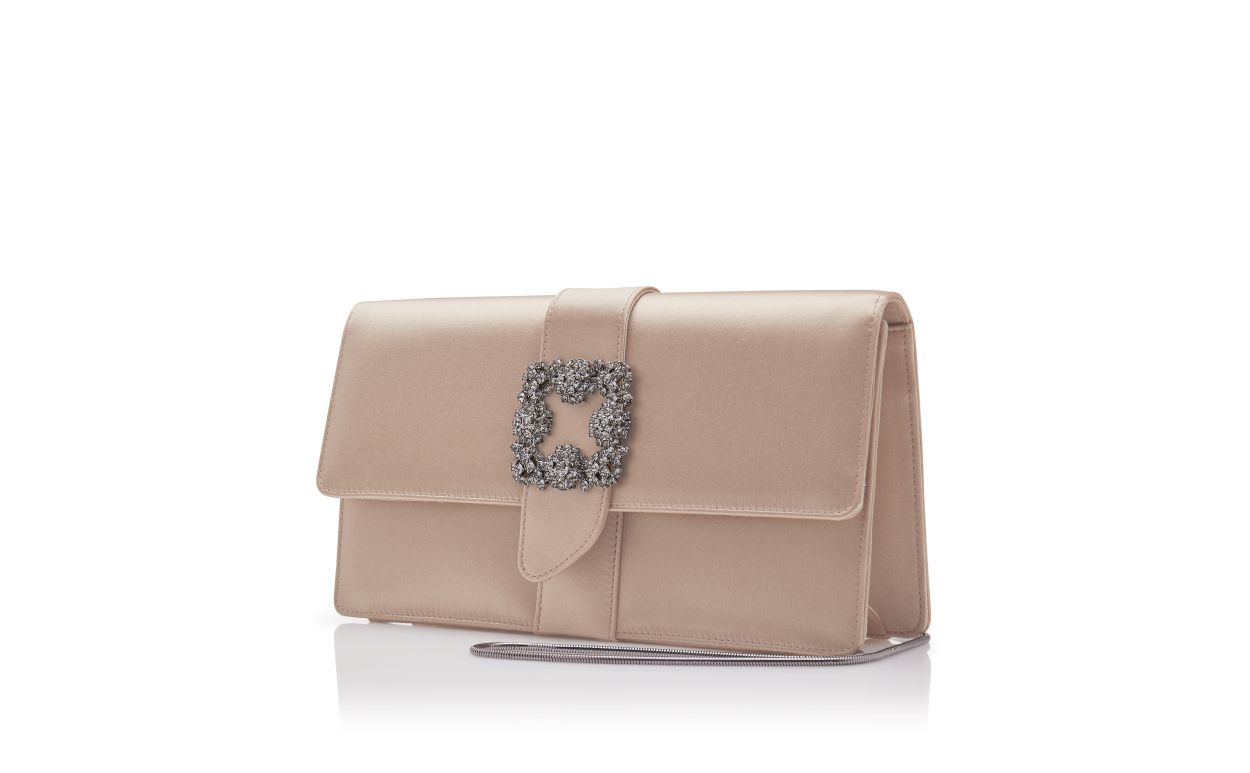 Bolsa de Mão Retangular em Satin Bege com Fecho de Joia
