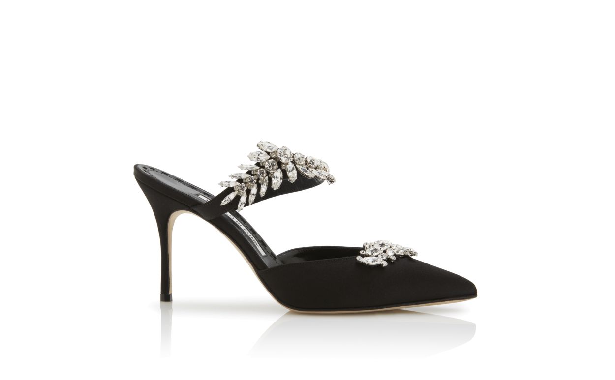 Mules de Satin Preto com Detalhes em Cristal