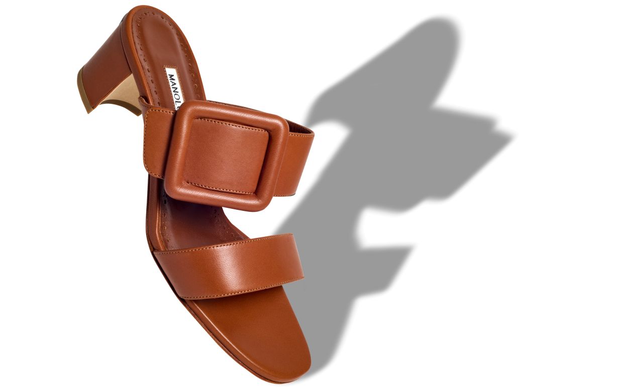 Mule de Couro Napa Marrom com Dedo Aberto