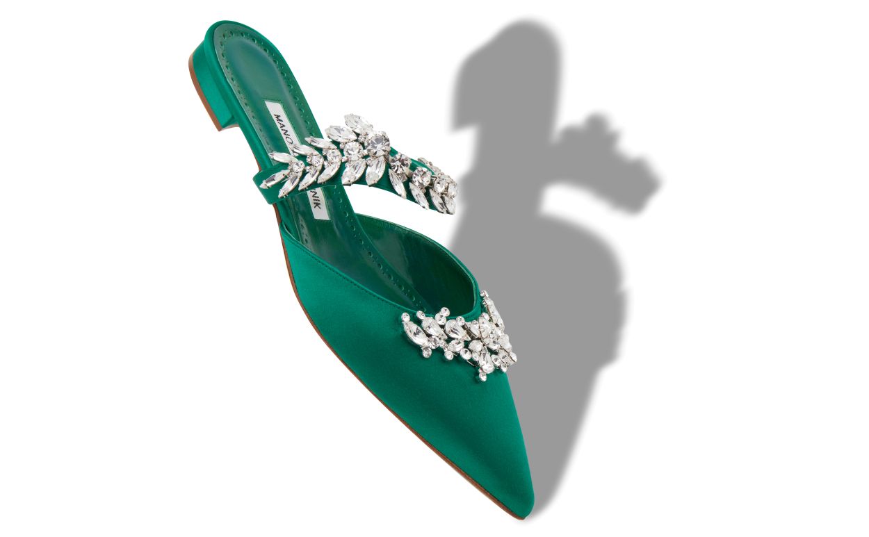 Mules Planas com Detalhes de Cristal em Satinê Verde