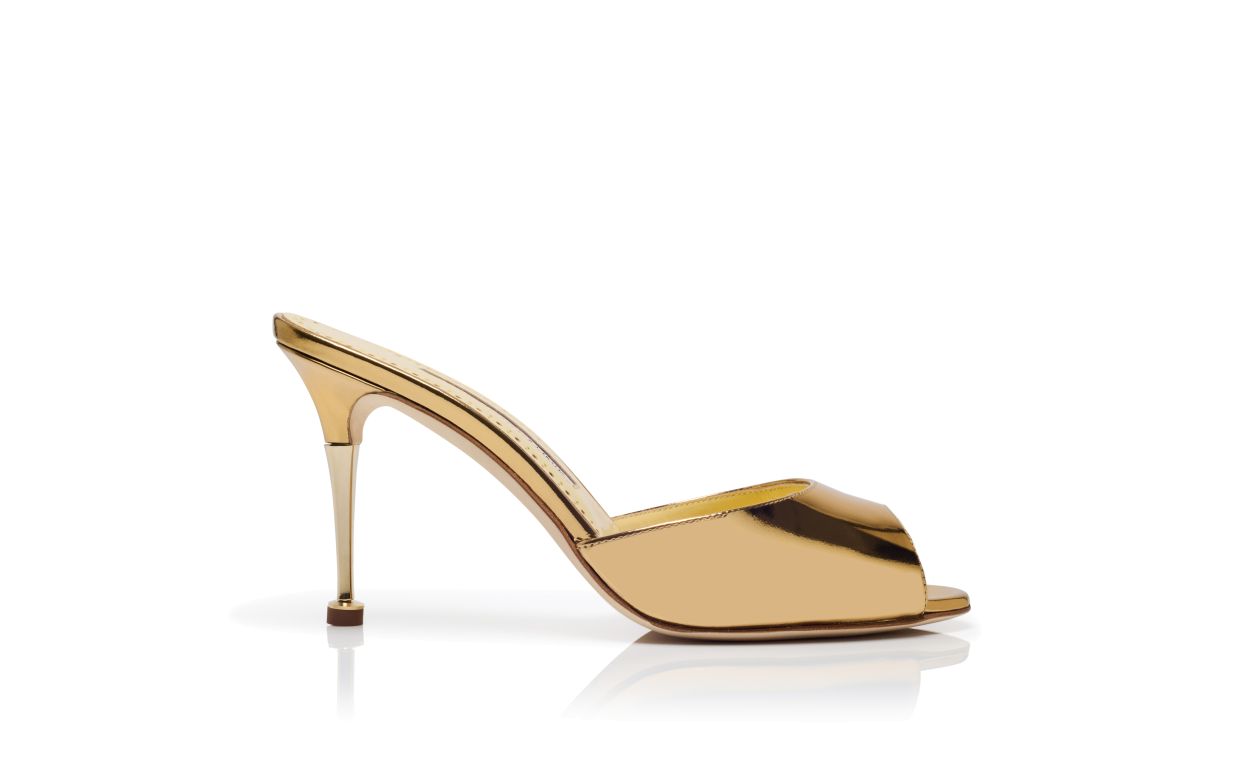 Mules de Couro de Novilho Dourado