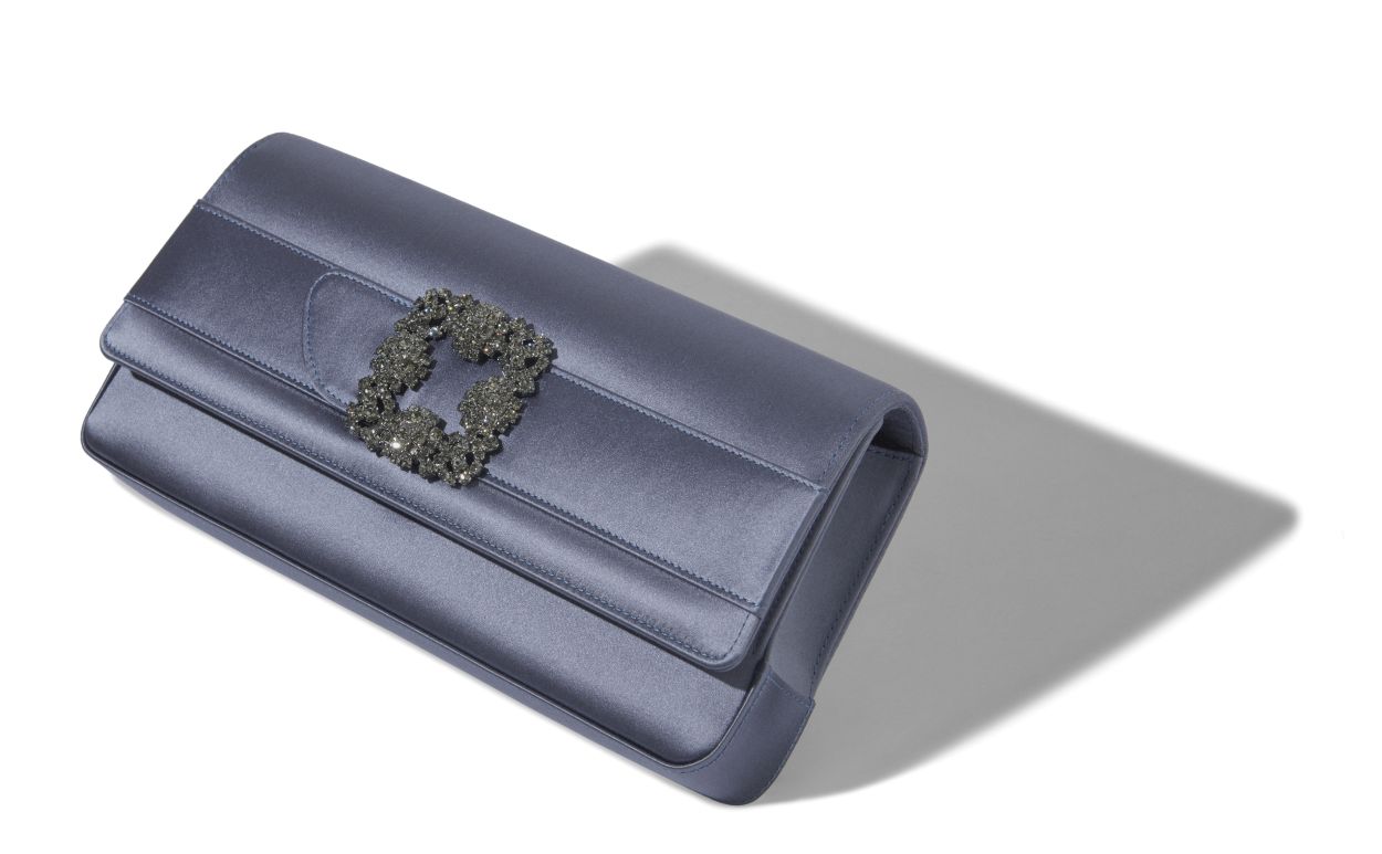 Bolsa de Mão Retangular de Satinê Cinza com Fivela de Jóia