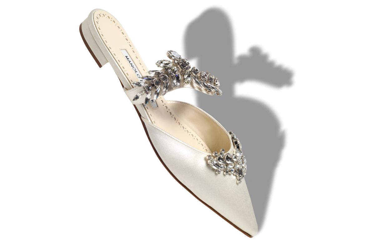 Mule Plana com Cristal em Seda Creme Claro