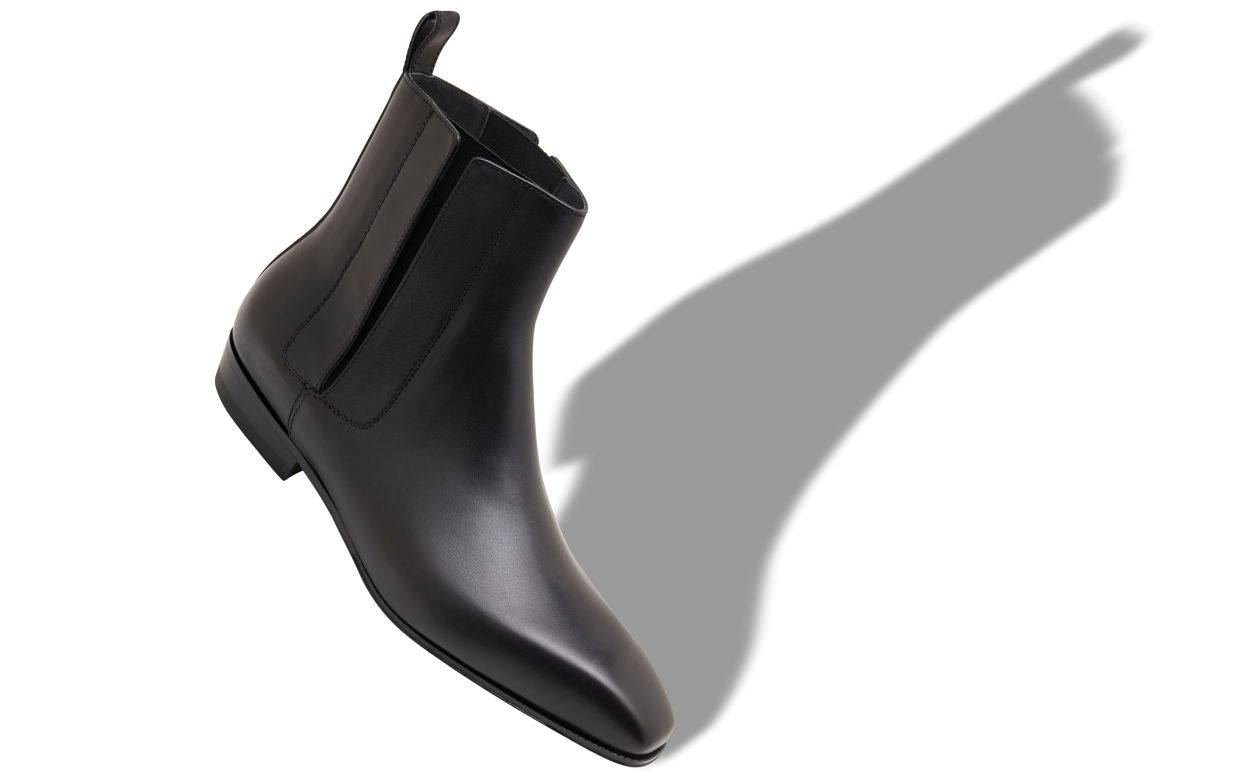 Botas de Cano Médio em Couro de Bezerro Preto